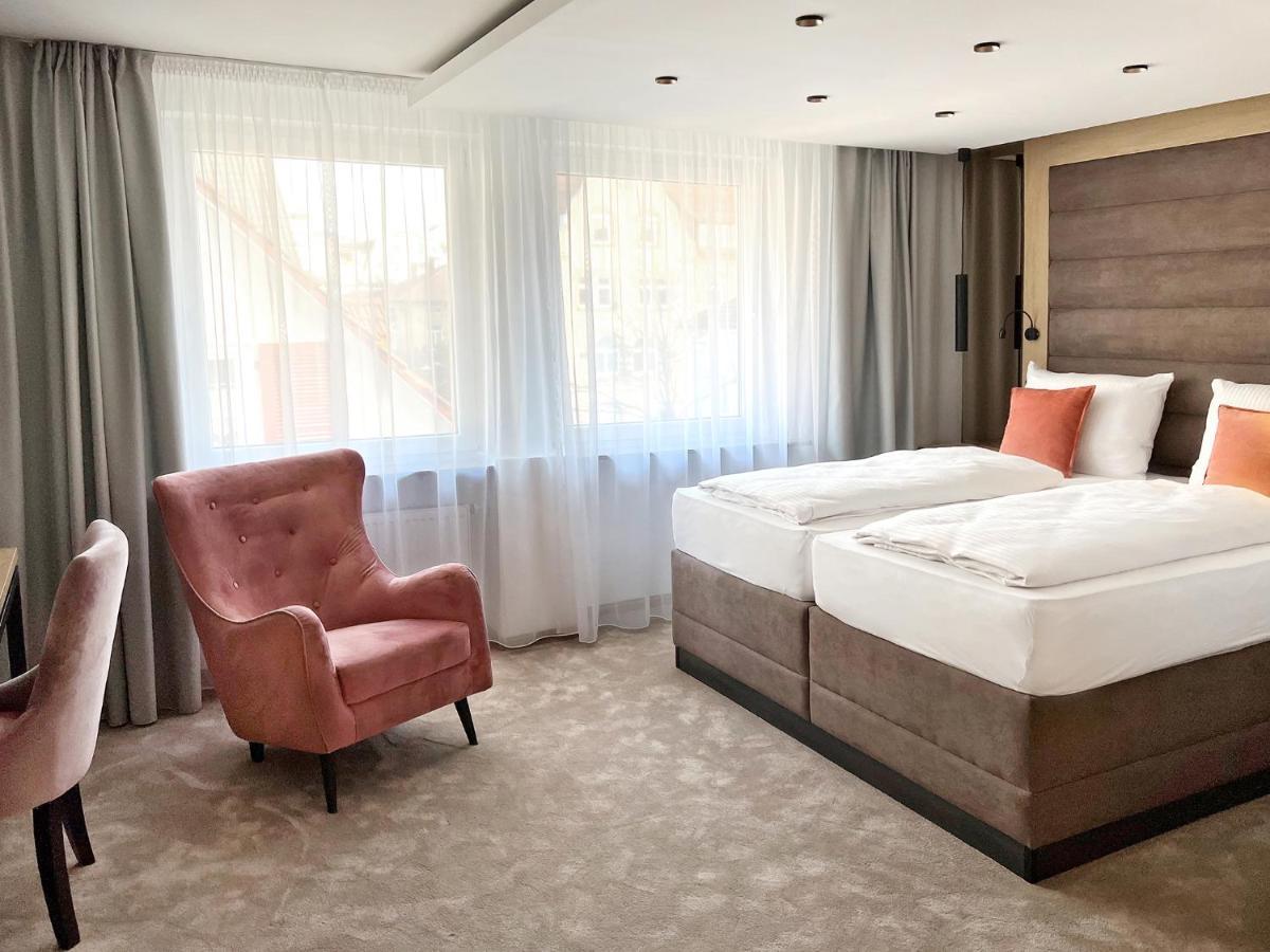 Dormero Hotel Ройтлинген Экстерьер фото